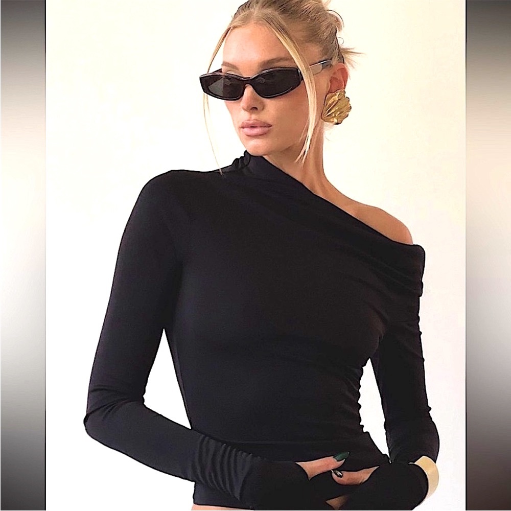 NWT helsa black off shoulder top - small - Picture 1 of 10